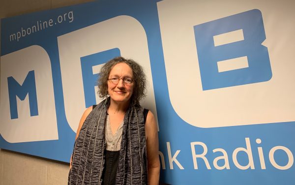 Artist Amie Oliver, guest on Mississippi Arts Hour